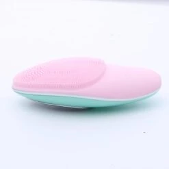 ILift Multi-Functional Silicone Face Cleansing Brush(Multi Functional Beauty Device Silicone Face Cleansing Brush) 11 ILift Multi-Functional Silicone Face Cleansing Brush(Multi Functional Beauty Device Silicone Face Cleansing Brush) -Jericho Skincare Shop IMG 5448